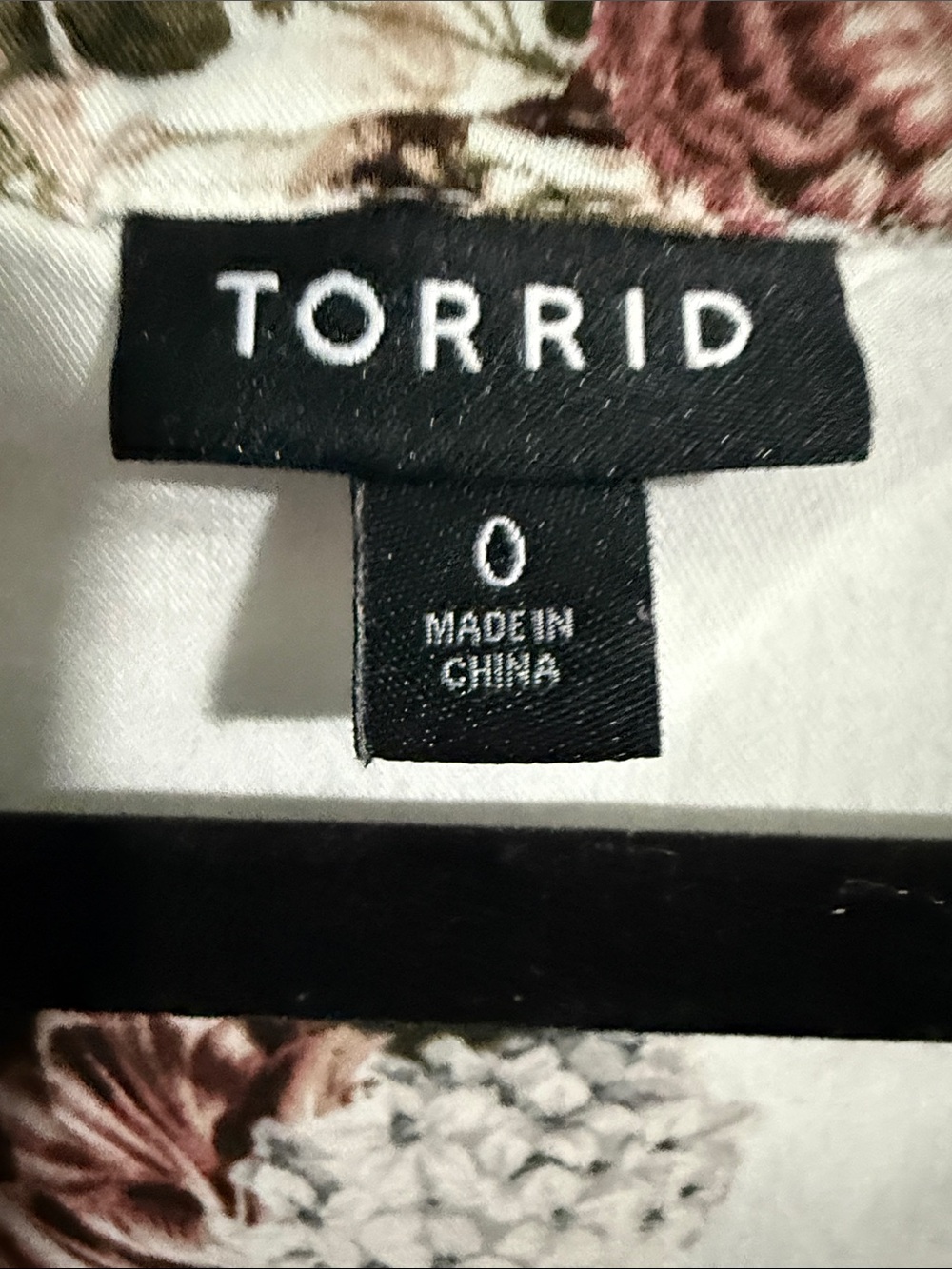 torrid White Floral Lace-Trim Peasant Blouse with Pink Roses - Picture 2 of 10